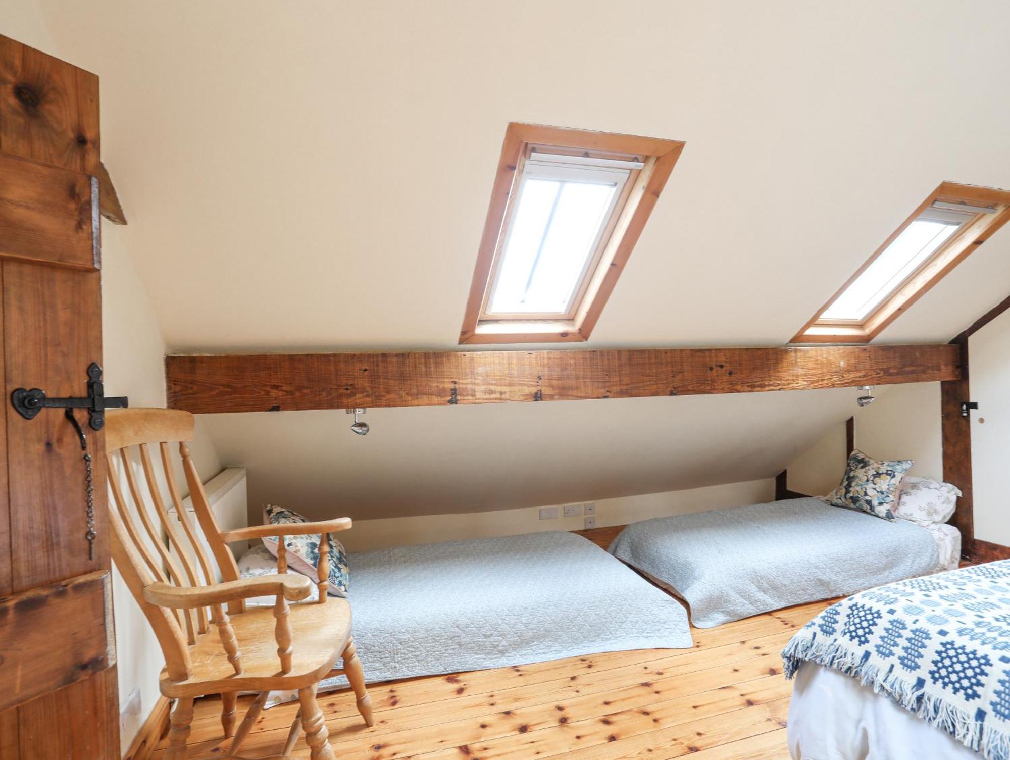 Ty'N Y Cae Villa Llanbedr-y-cennin Bagian luar foto