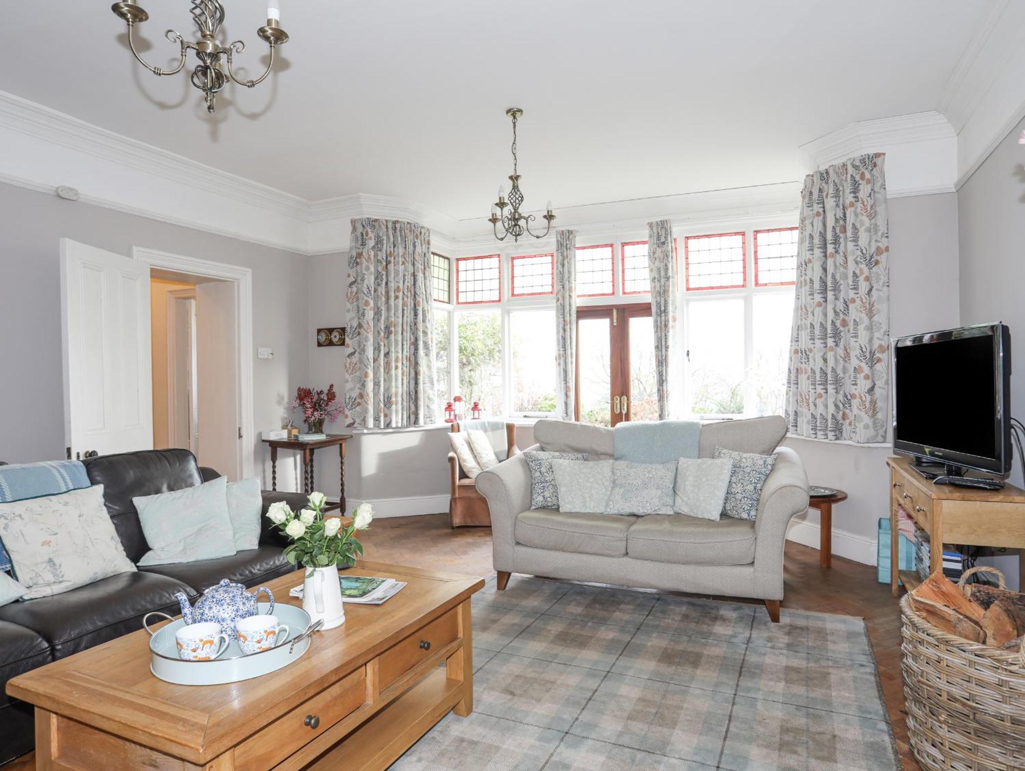 Ty'N Y Cae Villa Llanbedr-y-cennin Bagian luar foto